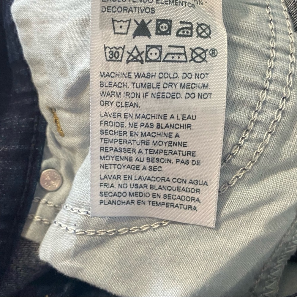 Signature By Levi’s 10M Modern Boot Cut Jeans - Picture 7 of 8